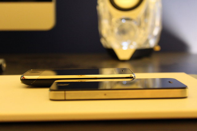 Unlock_iphone_3gs,_unlock_iphone_4672.jpg