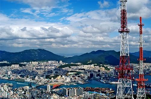 Busan_from_gogalsan.jpg