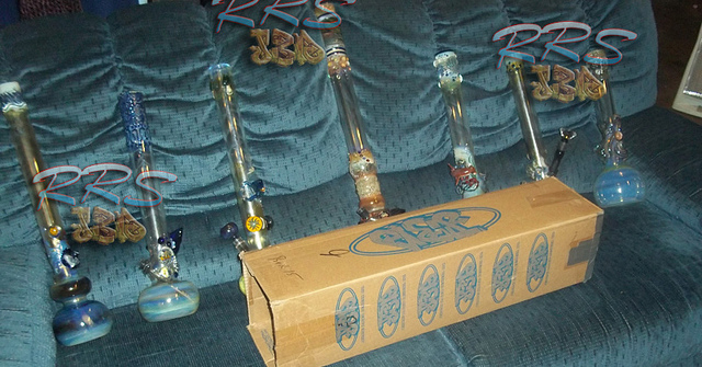 Buy_Bongs,Bongs_For_Sale_1832.jpg